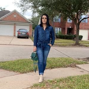 Meet your Posher, Sanela